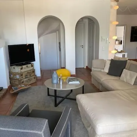 Tavirawhithouse * Tavira